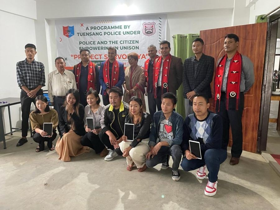 Tuensang Superintendent of Police Vishal inaugurated a Library under the Tuensang Police SARVODYA Project at the Yimkhiung Tribal Community (YTC) Hall, Shamator. The inauguration was done in the presence of Deputy Commissioner Thsuvisie Phoji, Col Anand Reddy, CO, 14th AR, Shamator, SP Shamator Amit Kumar, and Tseminyu SP. (DIPR Photo)